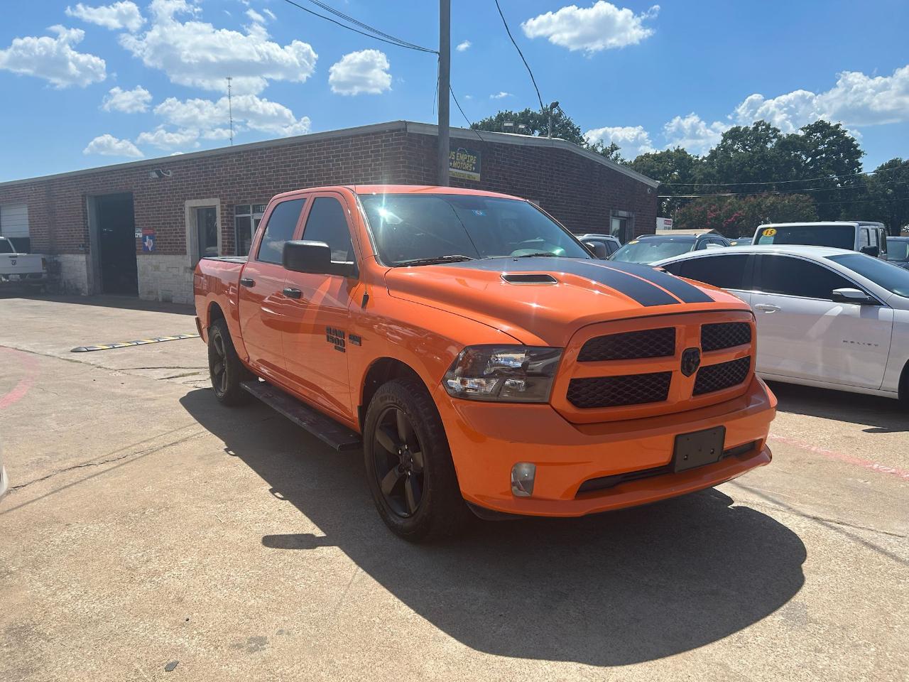 2019 RAM 1500 Classic Tradesman Crew Cab SWB 2WD