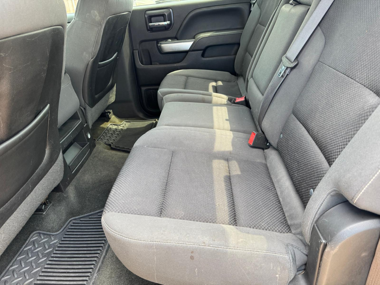 Chevrolet Silverado 1500 2LT Crew Cab Long Box 2WD 2014 Chevrolet Silverado 1500 2LT Crew Cab Long Box 2WD 2014