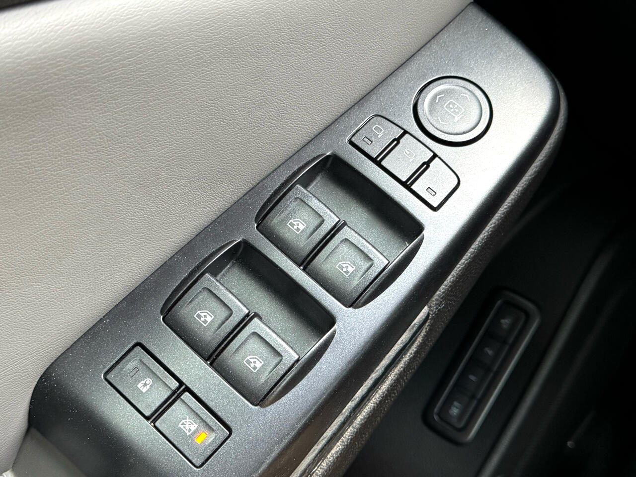 Chevrolet Tahoe LT 4WD 2015