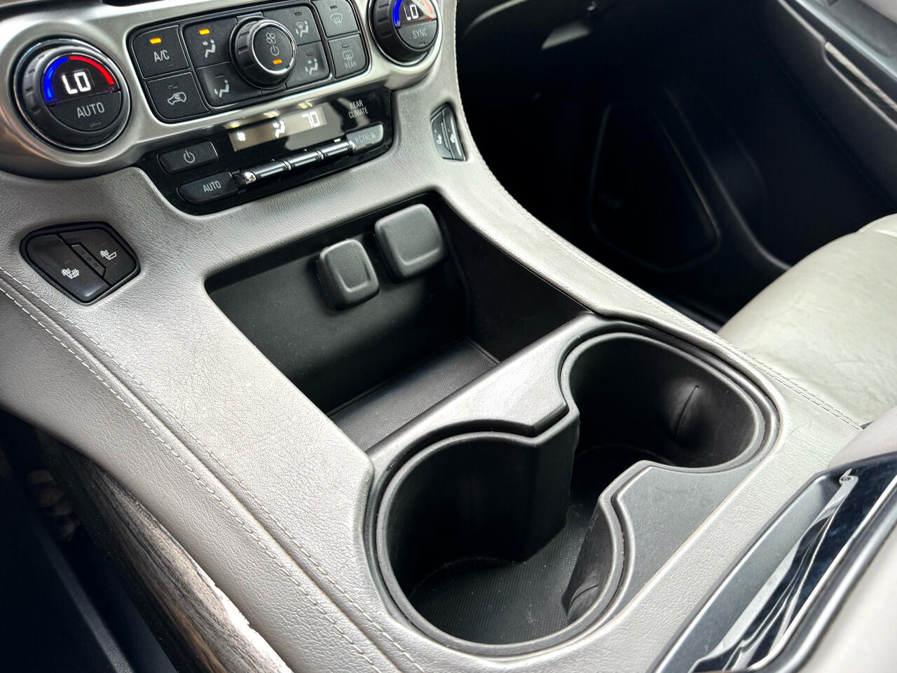 Chevrolet Tahoe LT 4WD 2015