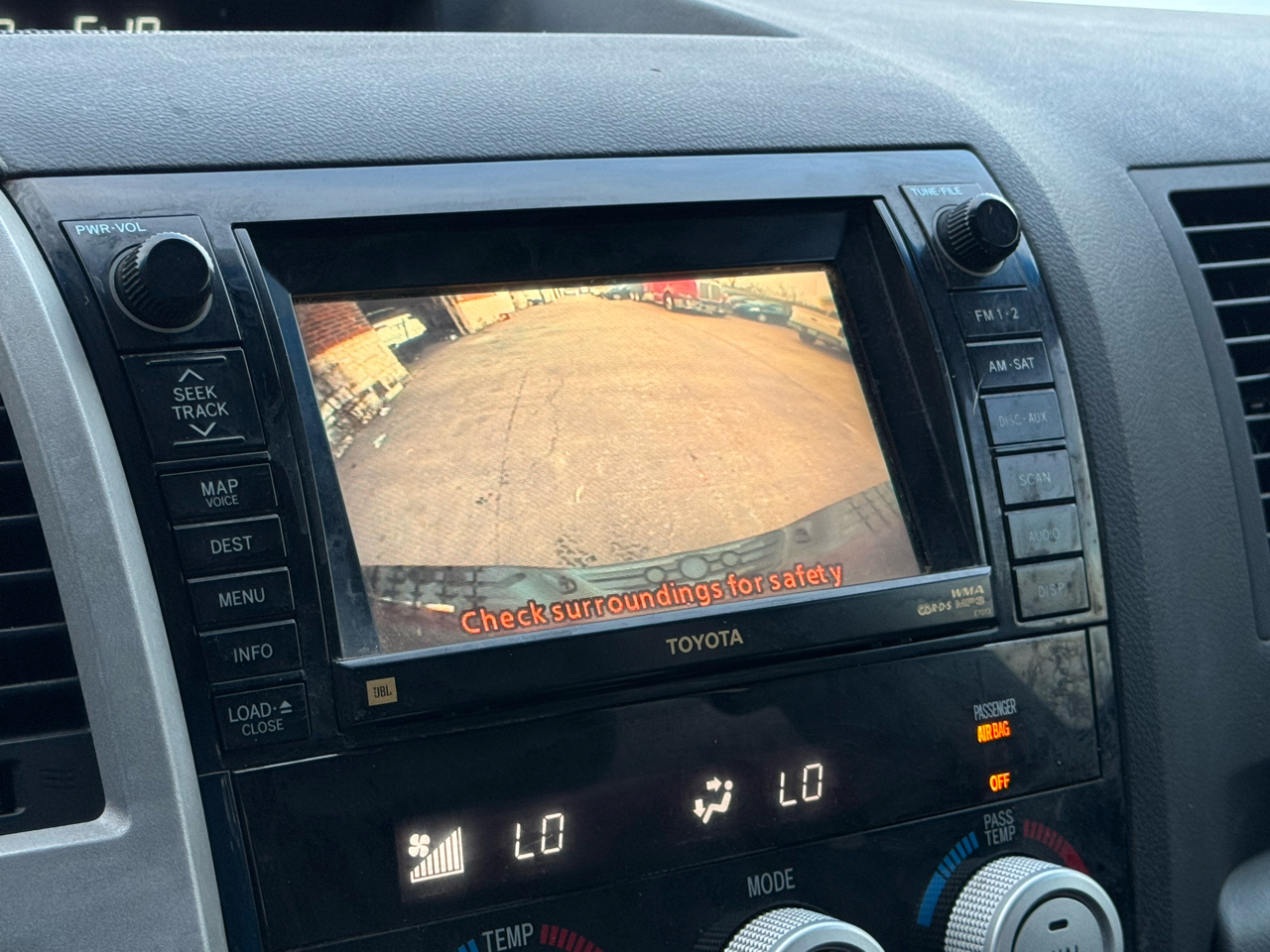 Toyota Tundra Limited CrewMax 6AT 2WD 2007