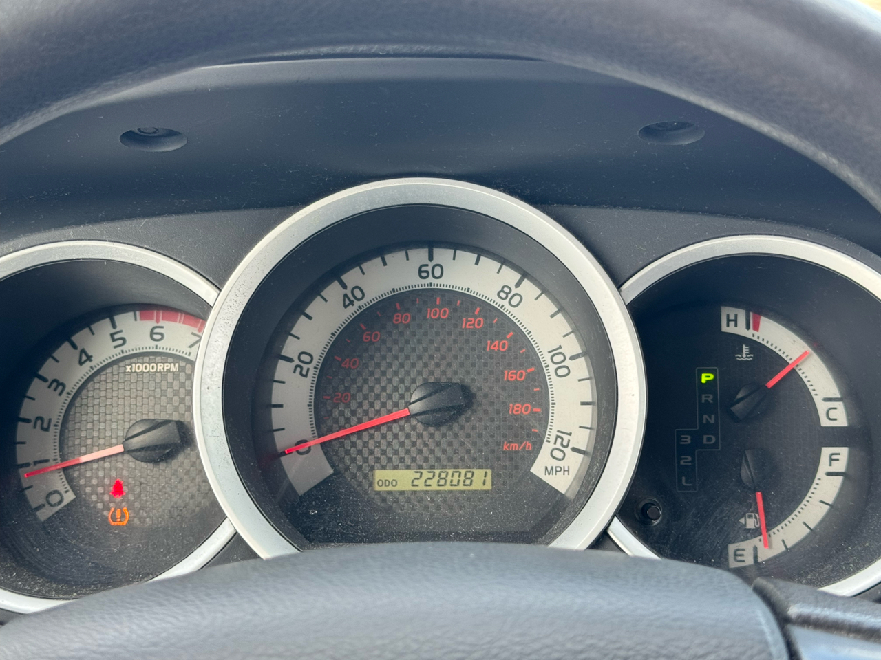 Toyota Tacoma Regular Cab 2WD 2013