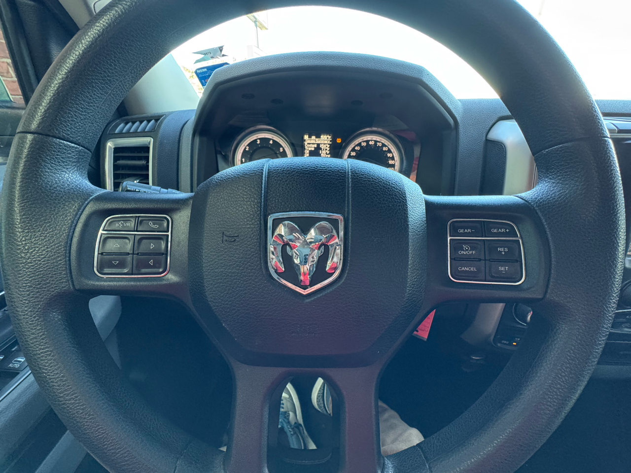 RAM 1500 SLT Crew Cab LWB 4WD 2018