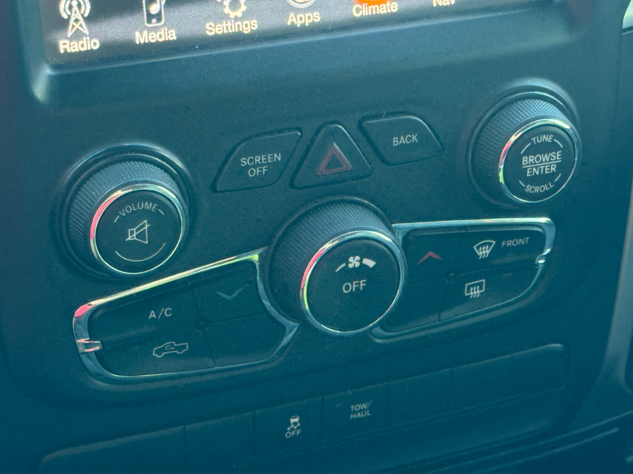 RAM 1500 SLT Crew Cab LWB 4WD 2018