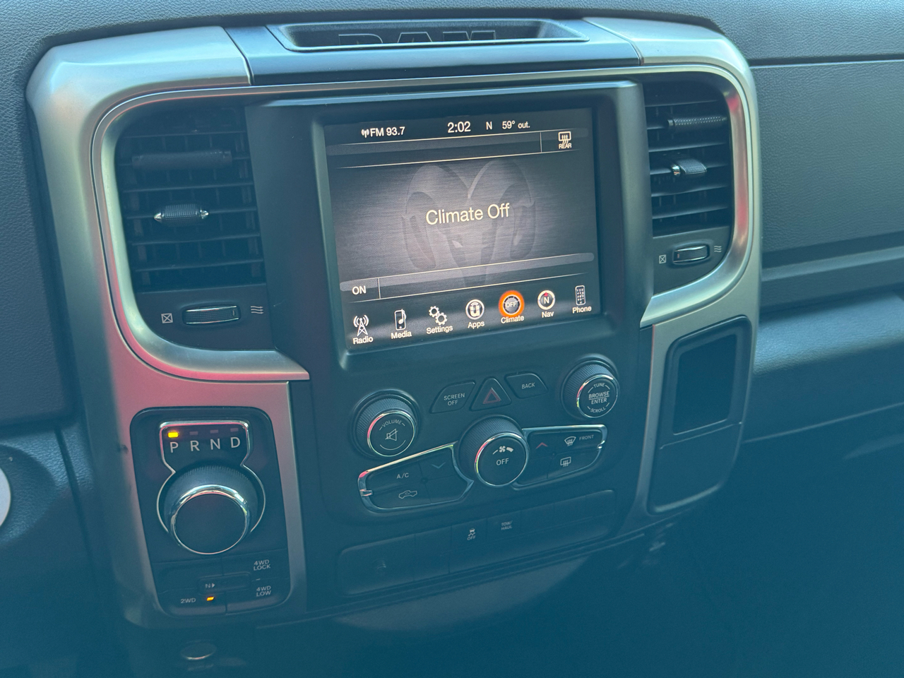 RAM 1500 SLT Crew Cab LWB 4WD 2018