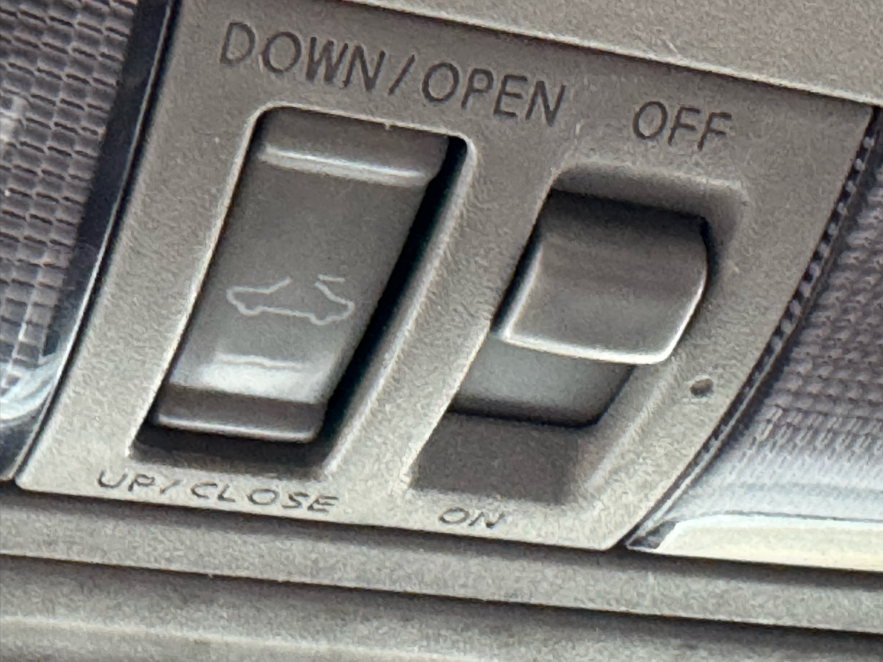 Nissan Frontier SL Crew Cab 4WD 2011