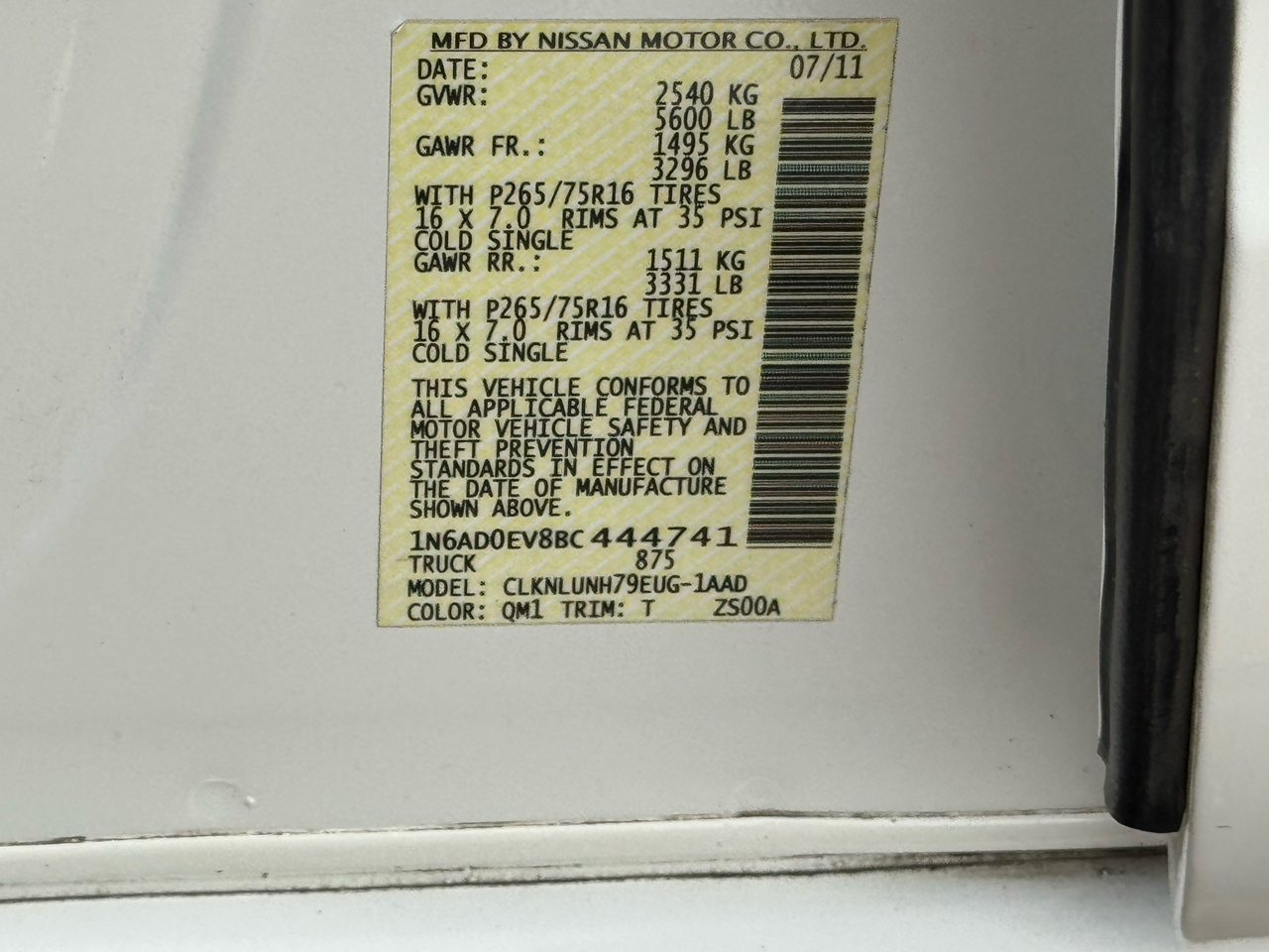 Nissan Frontier SL Crew Cab 4WD 2011