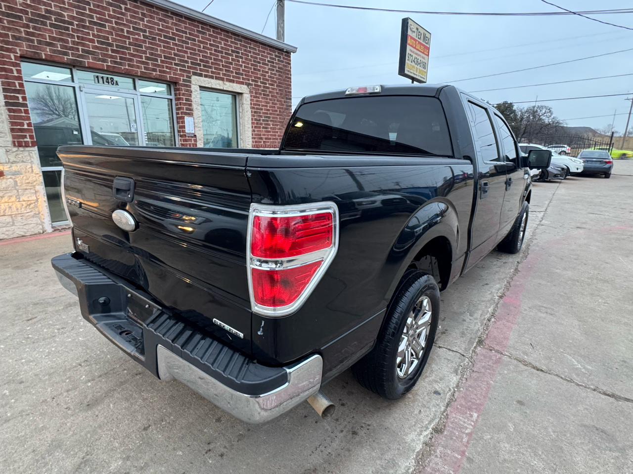 Ford F-150 2WD SuperCrew 150" XLT 2012