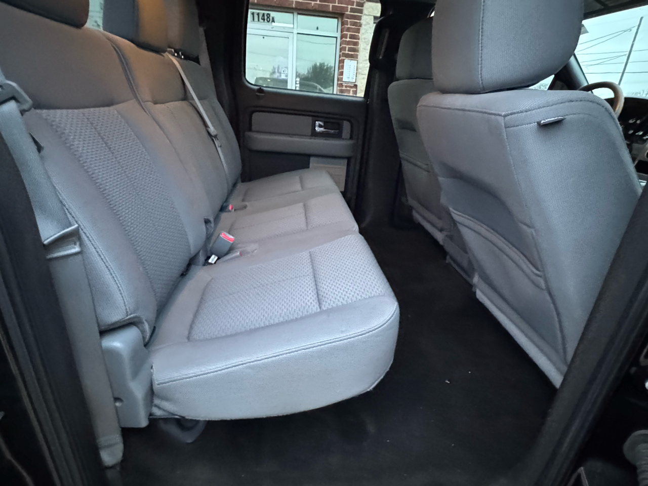 Ford F-150 2WD SuperCrew 150" XLT 2012