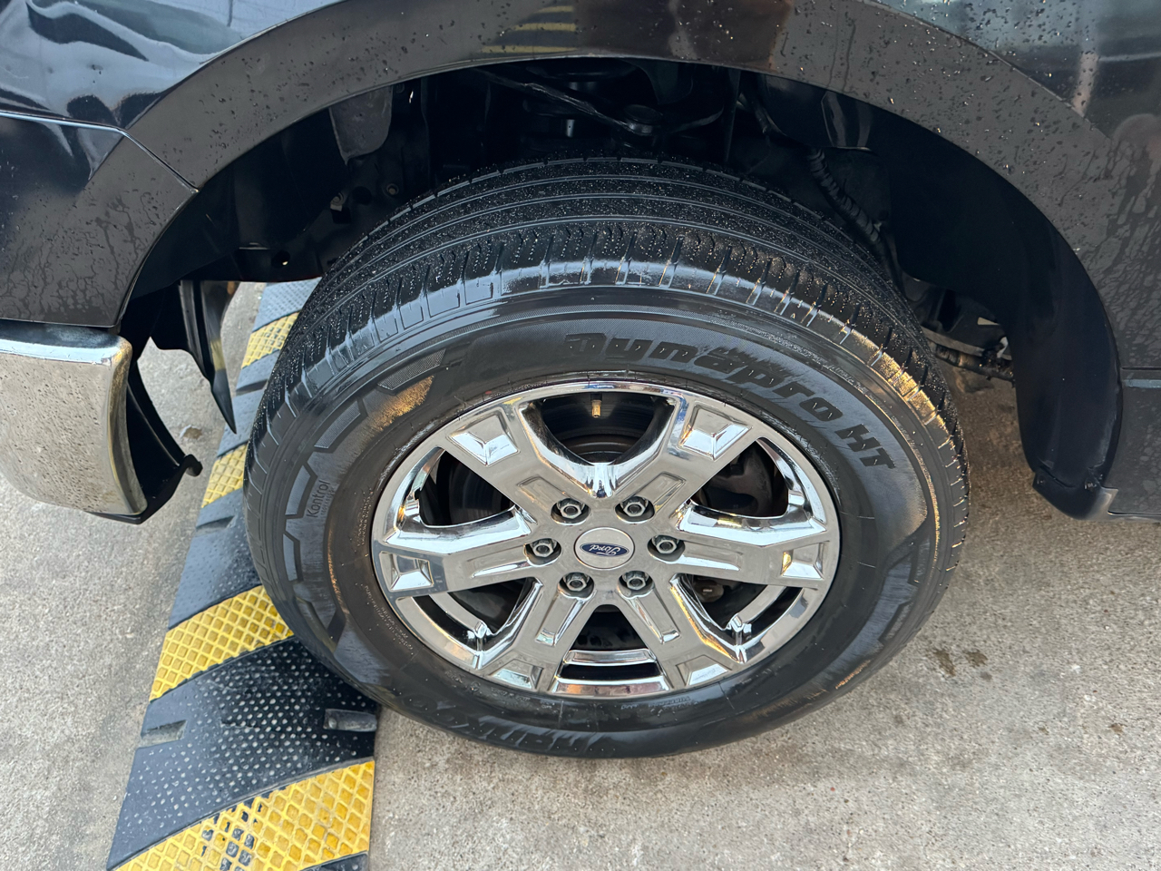 Ford F-150 2WD SuperCrew 150" XLT 2012