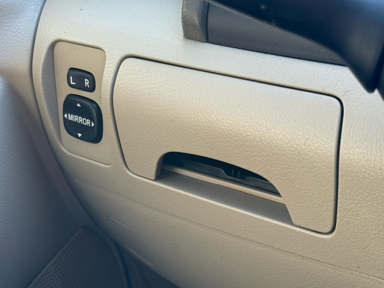 Toyota Camry CE 5-Spd AT 2007