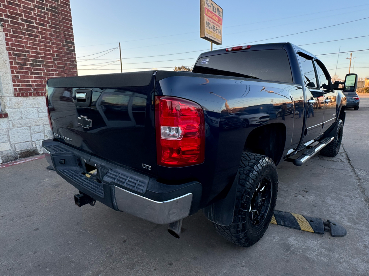 Chevrolet Silverado 2500HD LTZ Crew Cab Long Box 4WD 2009