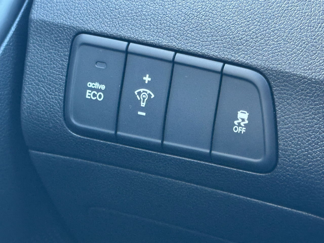 Hyundai Elantra SE 6AT 2016