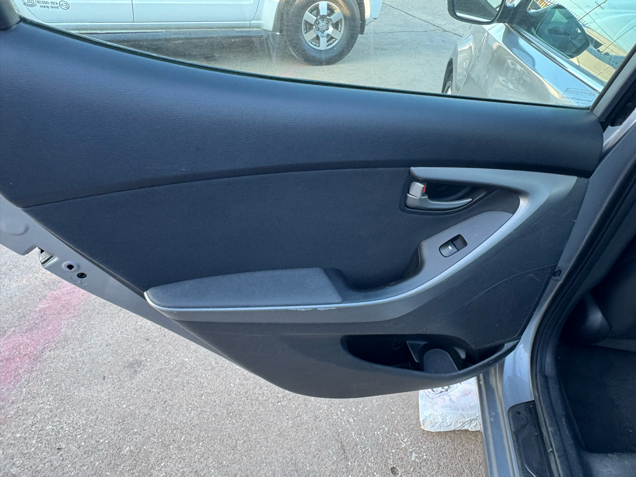 Hyundai Elantra SE 6AT 2016