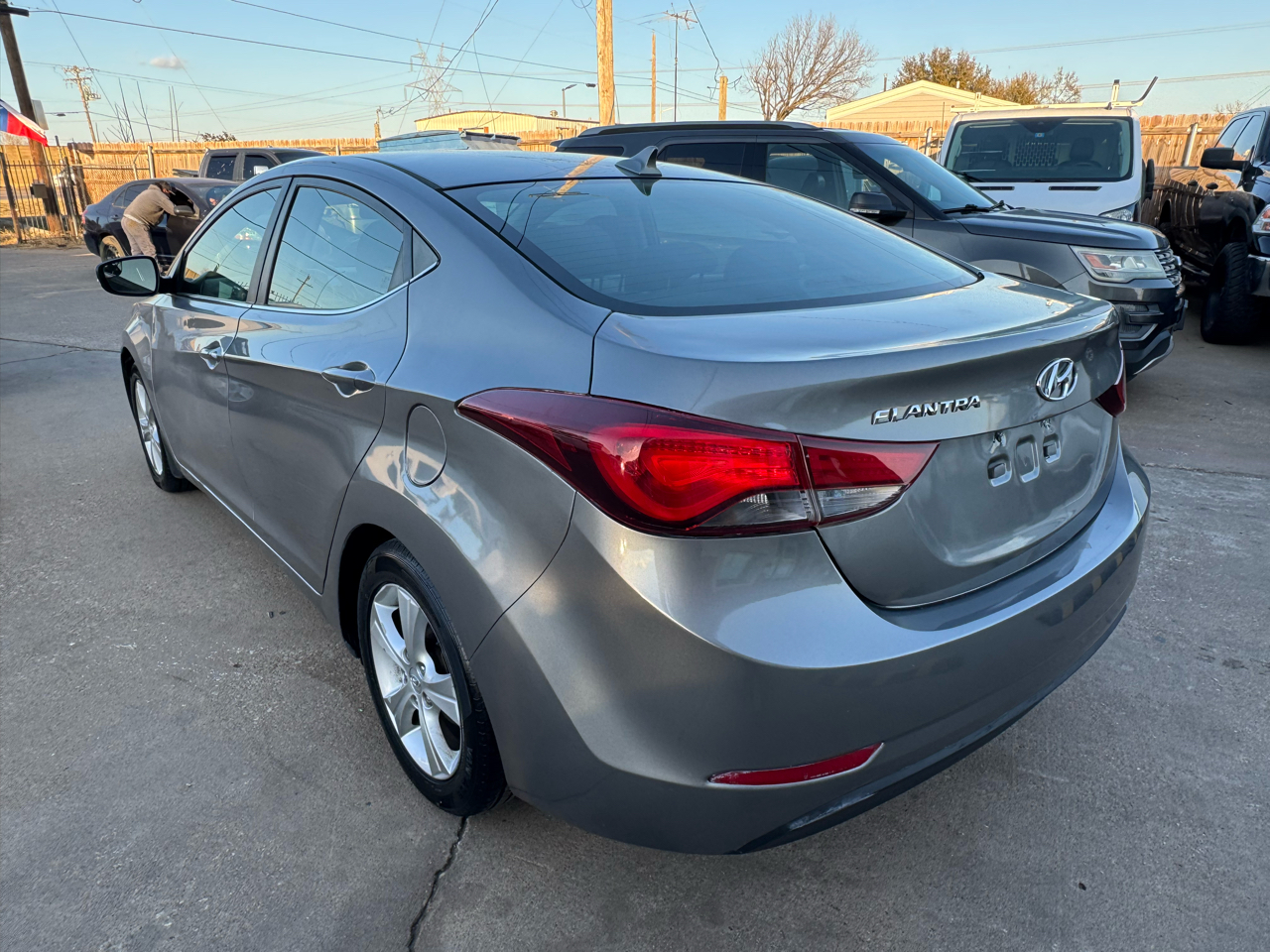 Hyundai Elantra SE 6AT 2016