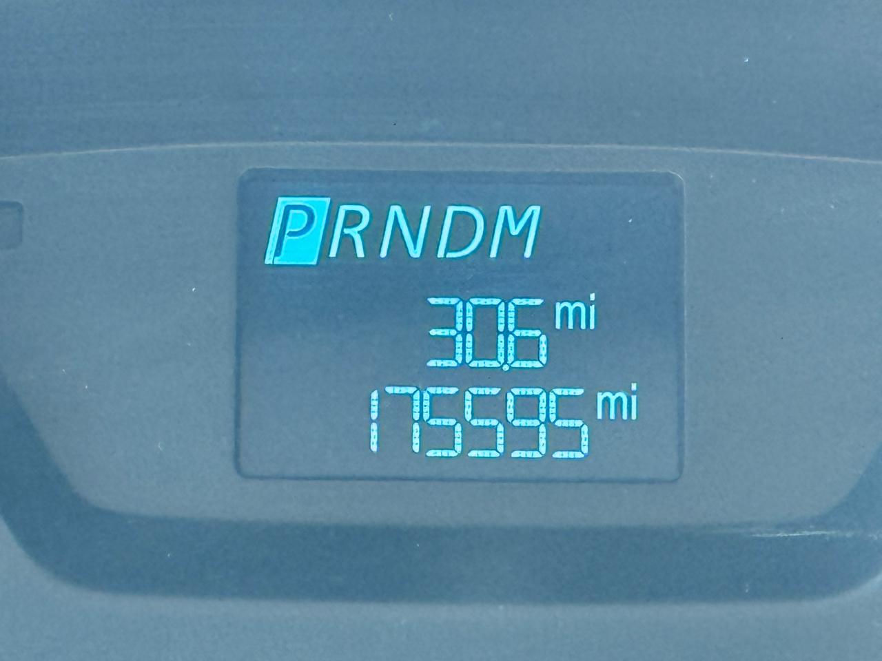 Ford Transit 150 Van Low Roof w/Sliding Pass. 130-in. WB 2017