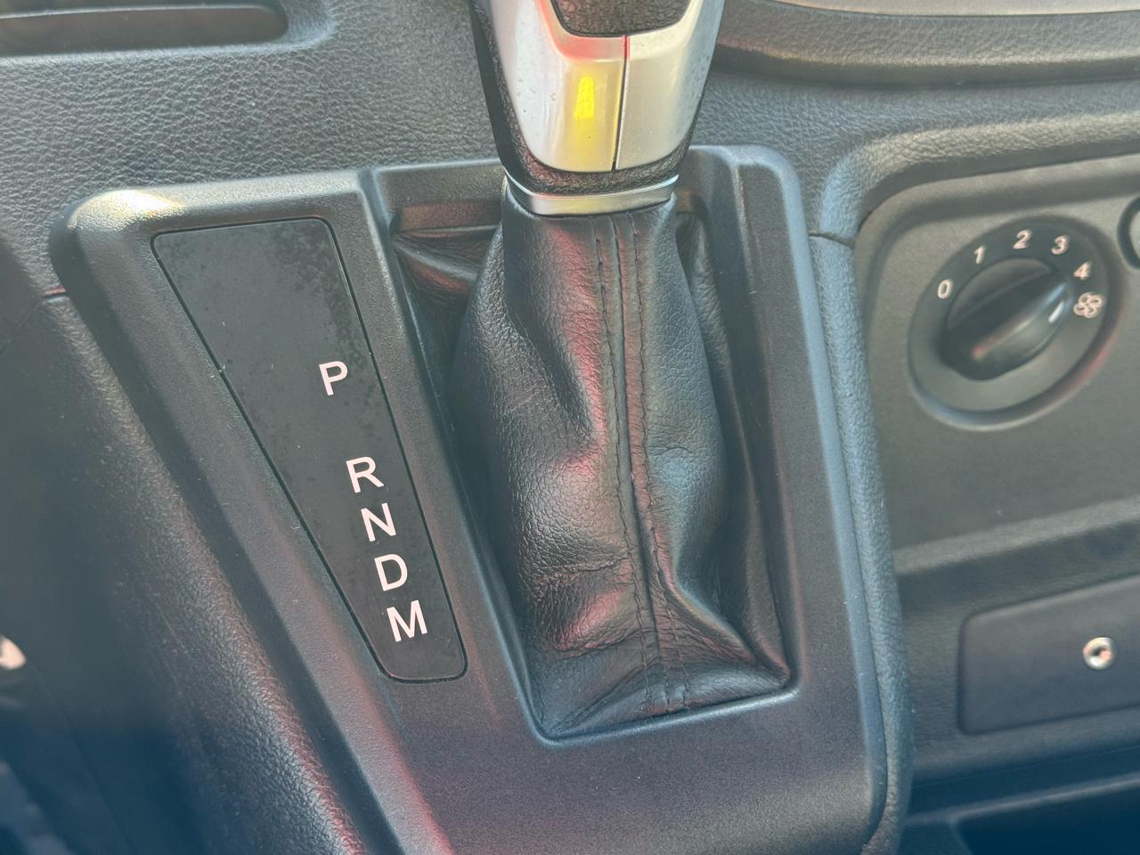 Ford Transit 150 Van Low Roof w/Sliding Pass. 130-in. WB 2017