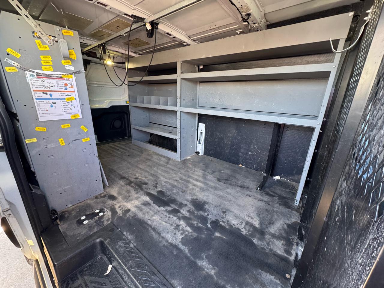 Ford Transit 150 Van Low Roof w/Sliding Pass. 130-in. WB 2017