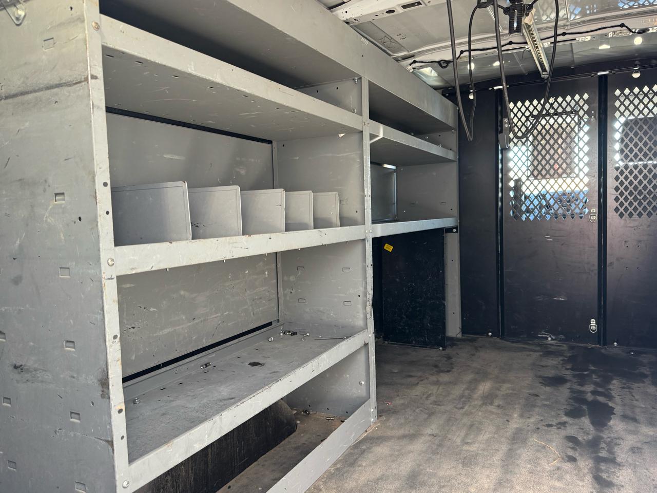 Ford Transit 150 Van Low Roof w/Sliding Pass. 130-in. WB 2017