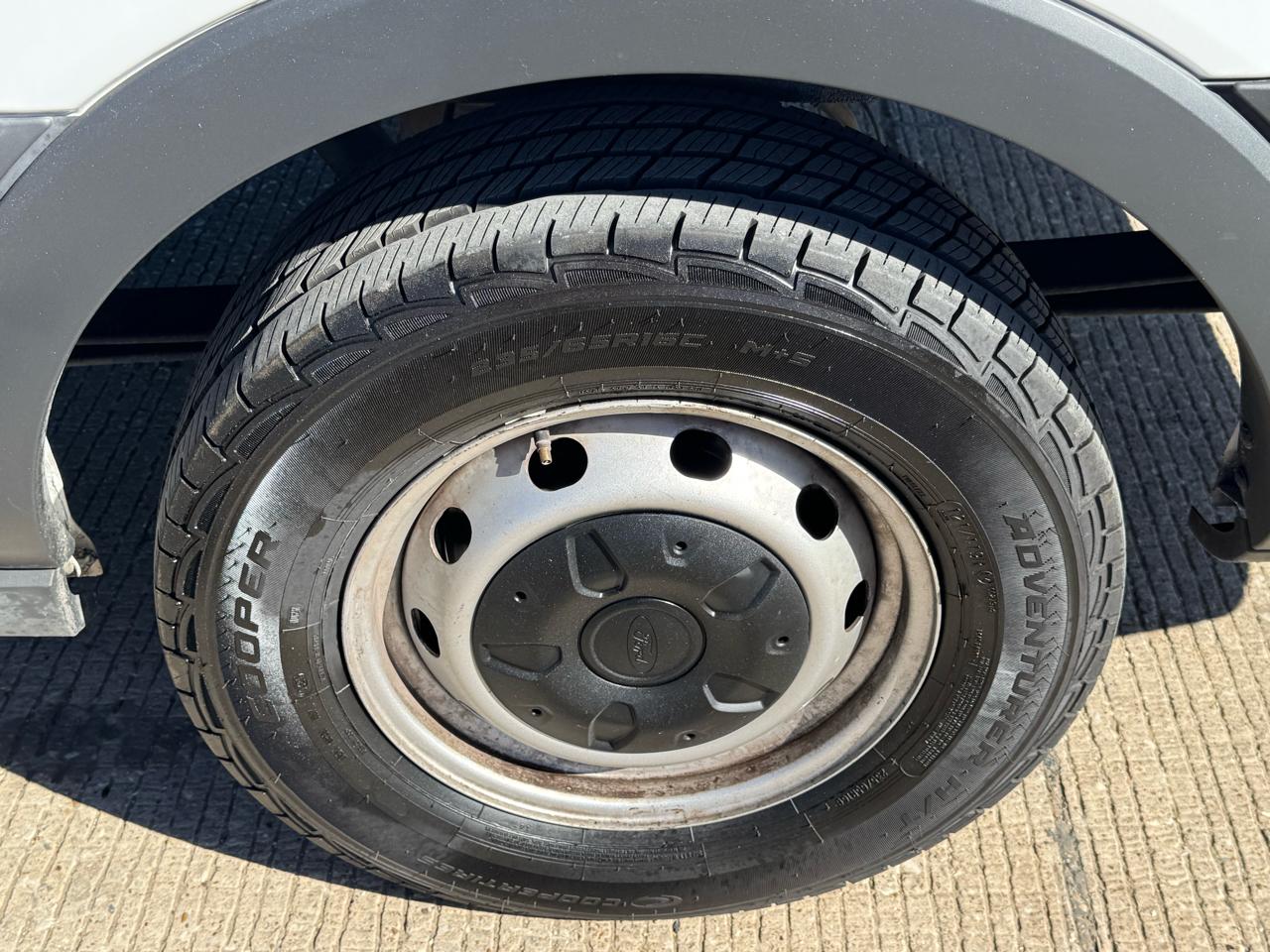 Ford Transit 150 Van Low Roof w/Sliding Pass. 130-in. WB 2017