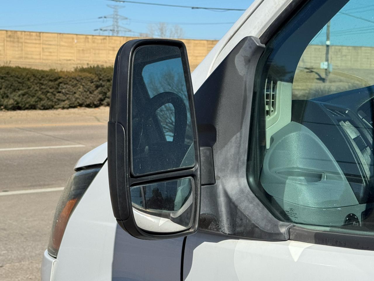 Ford Transit 150 Van Low Roof w/Sliding Pass. 130-in. WB 2017