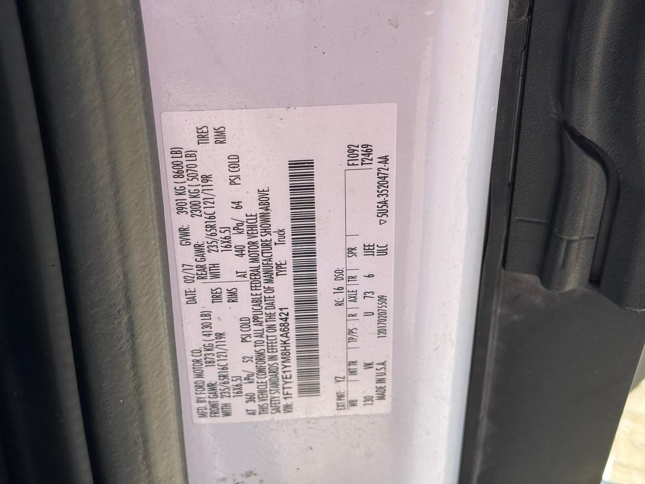 Ford Transit 150 Van Low Roof w/Sliding Pass. 130-in. WB 2017