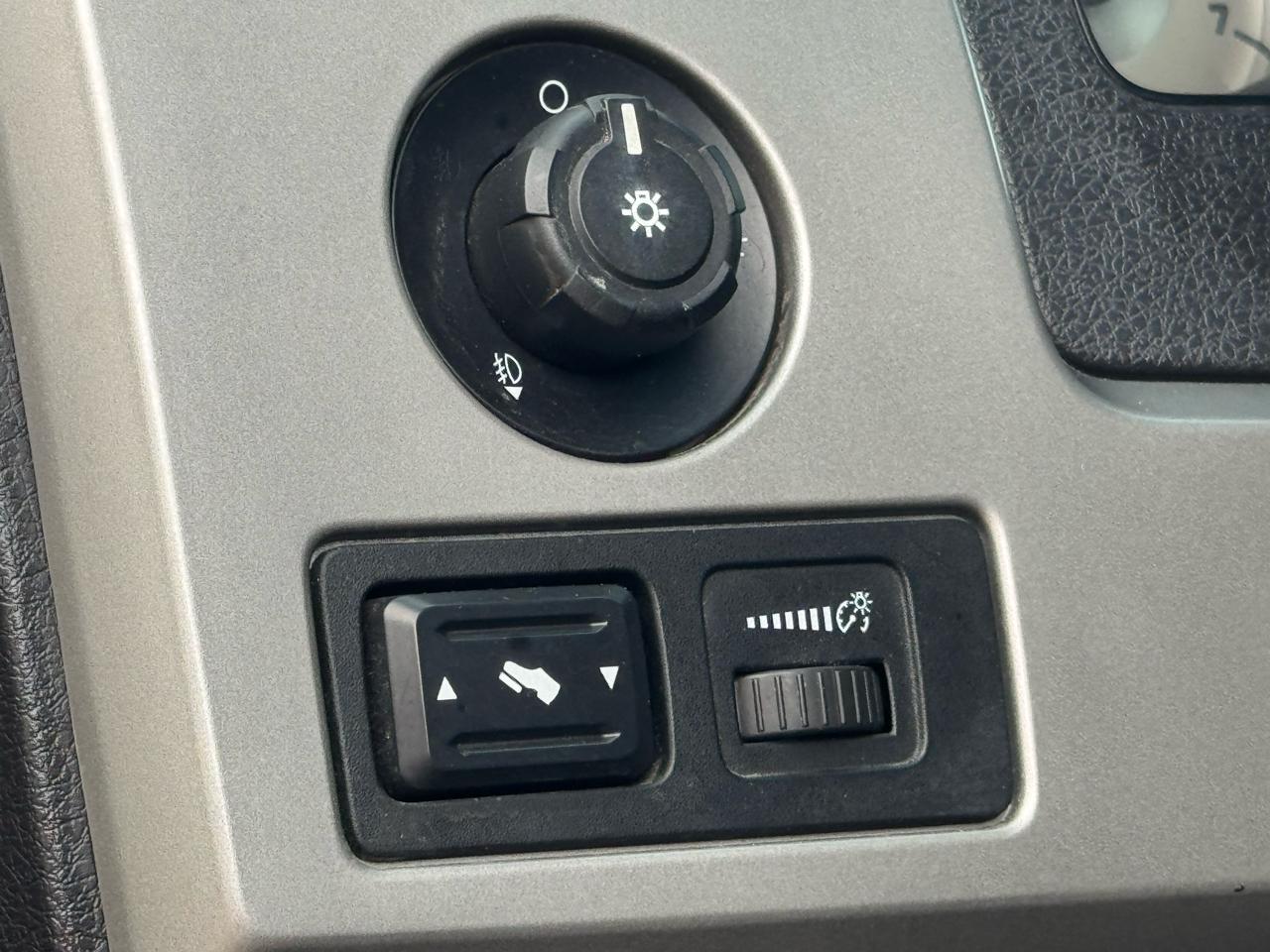 Ford F-150 Lariat SuperCrew 6.5-ft. Bed 4WD 2010