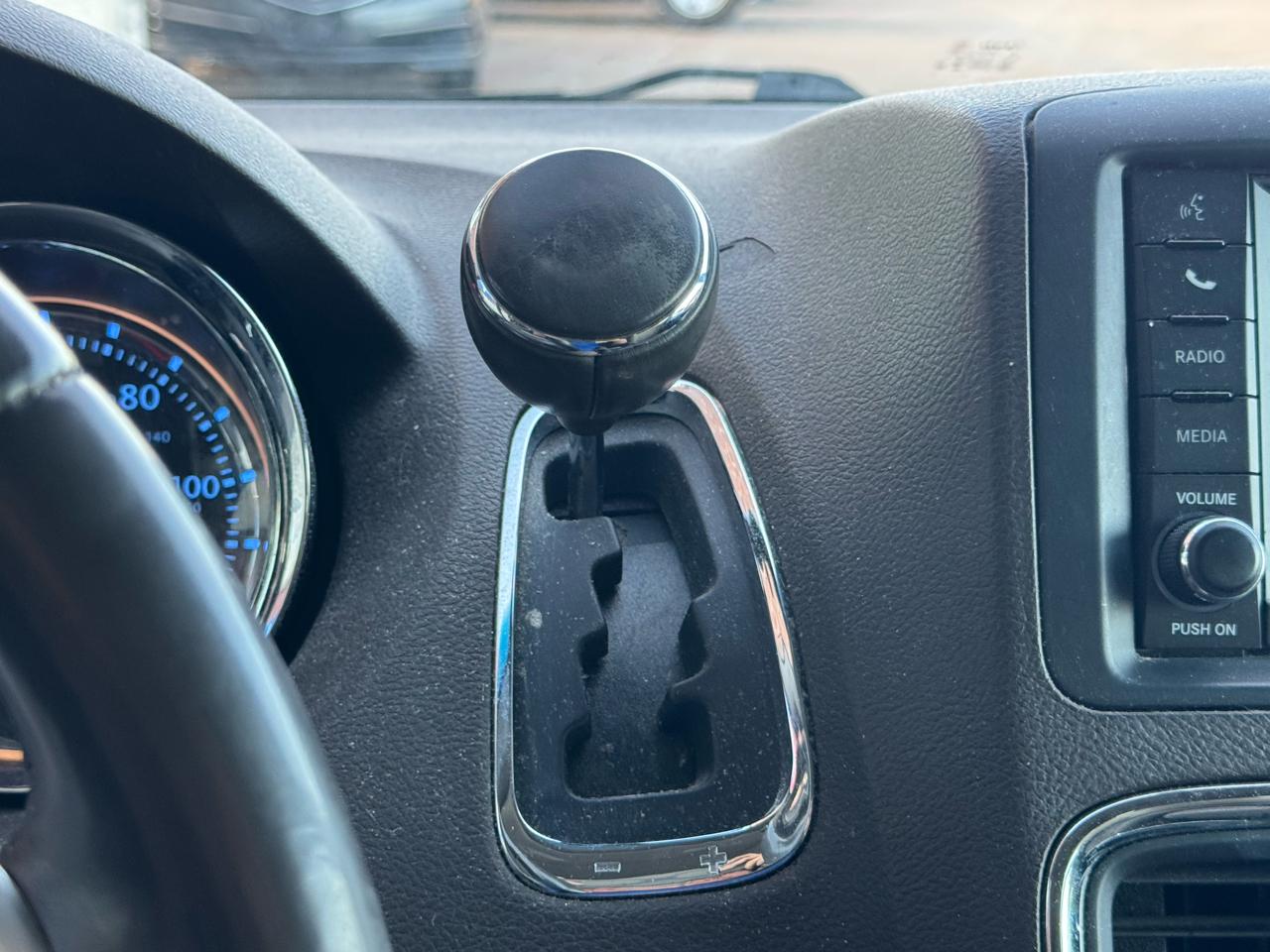 Chrysler Town & Country Touring 2016