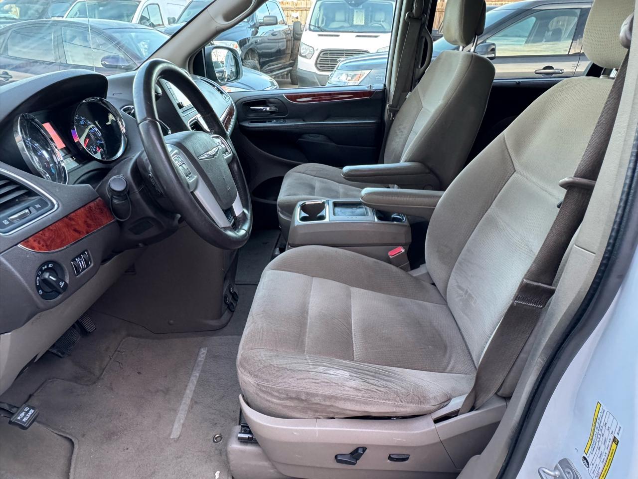 Chrysler Town & Country Touring 2016