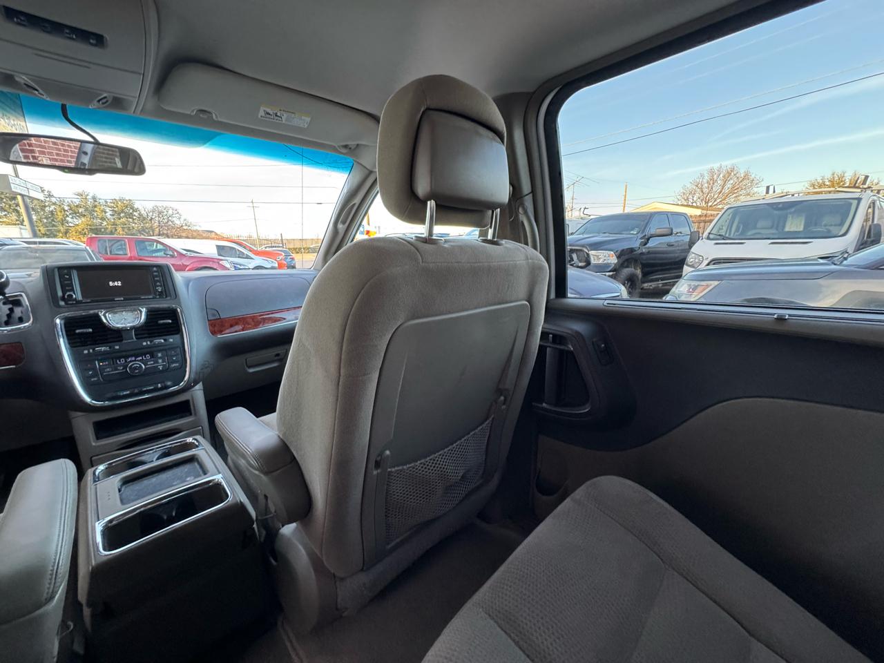 Chrysler Town & Country Touring 2016