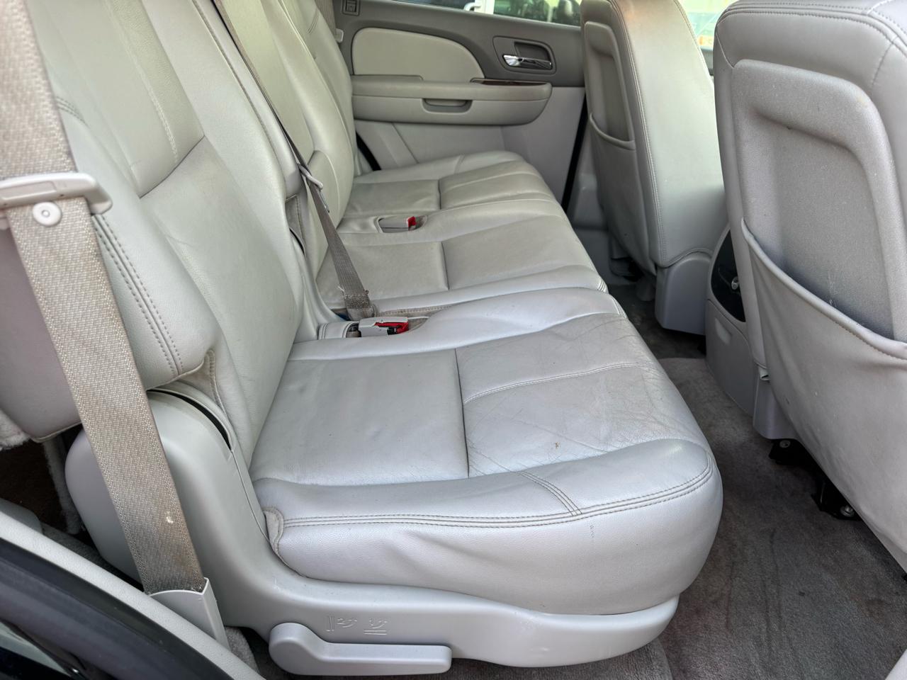 GMC Yukon SLT 2WD 2013