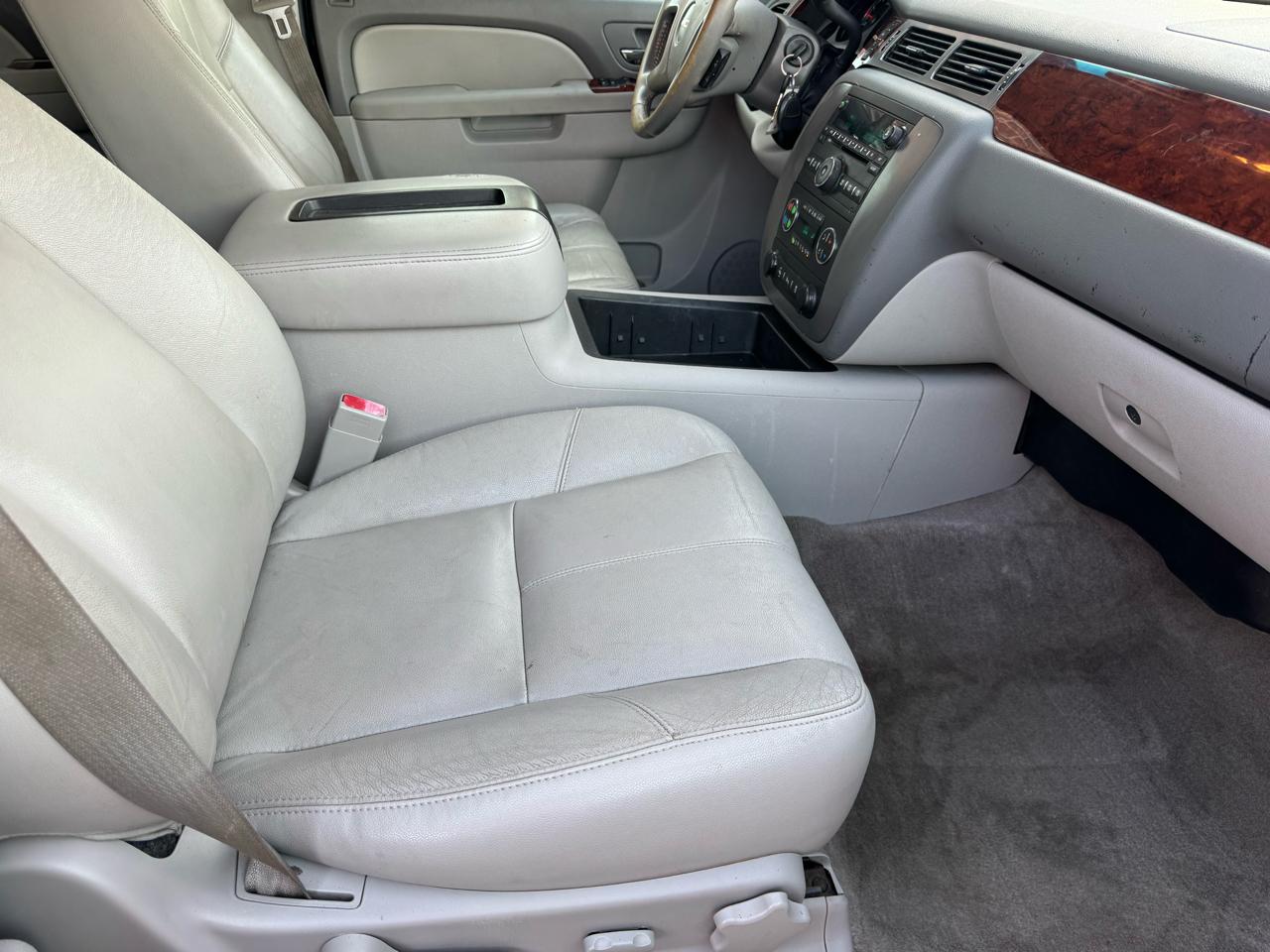 GMC Yukon SLT 2WD 2013