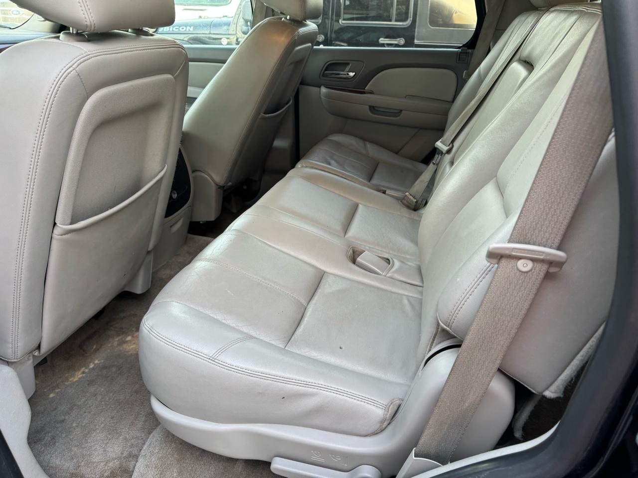 GMC Yukon SLT 2WD 2013