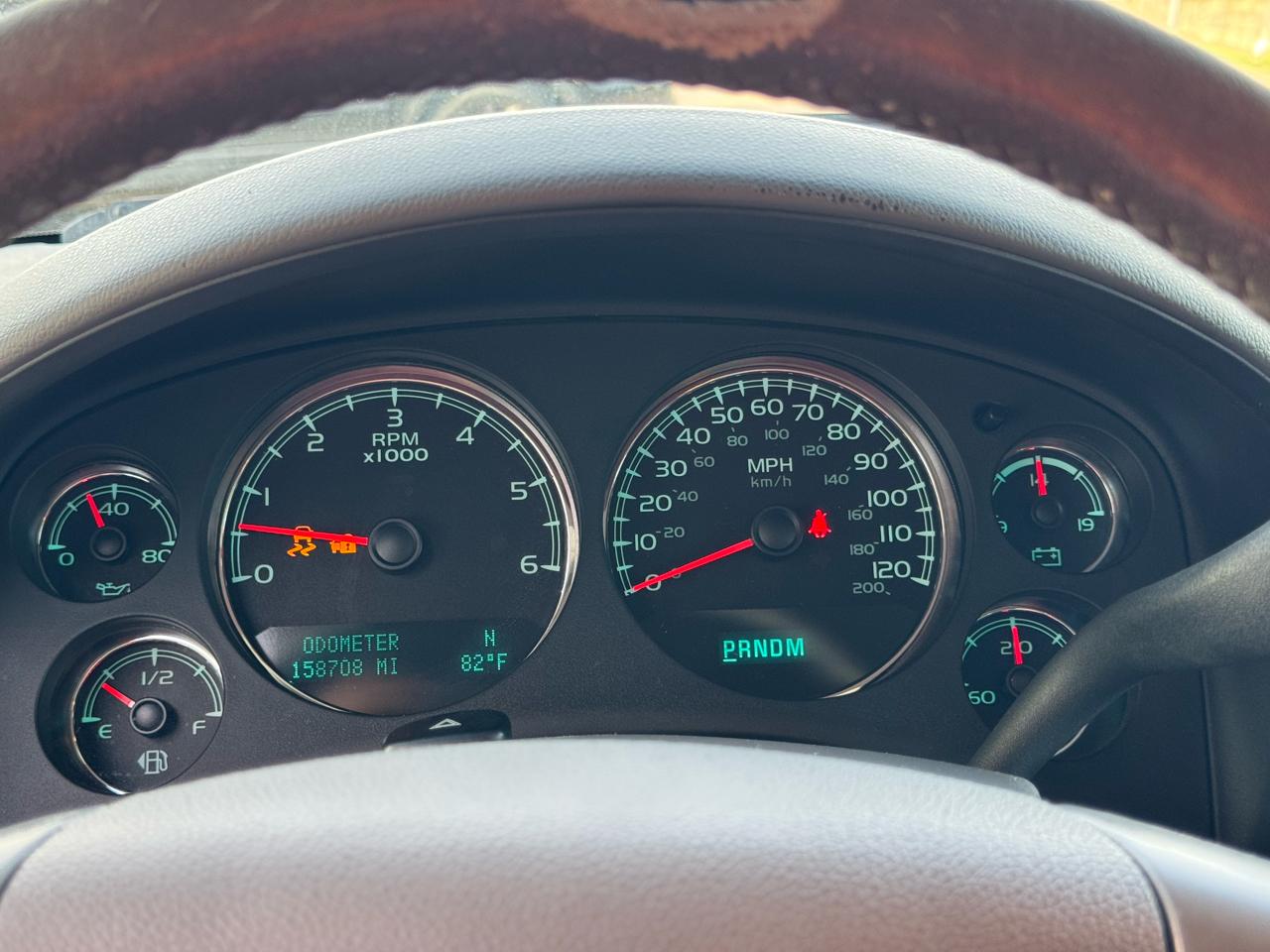 GMC Yukon SLT 2WD 2013