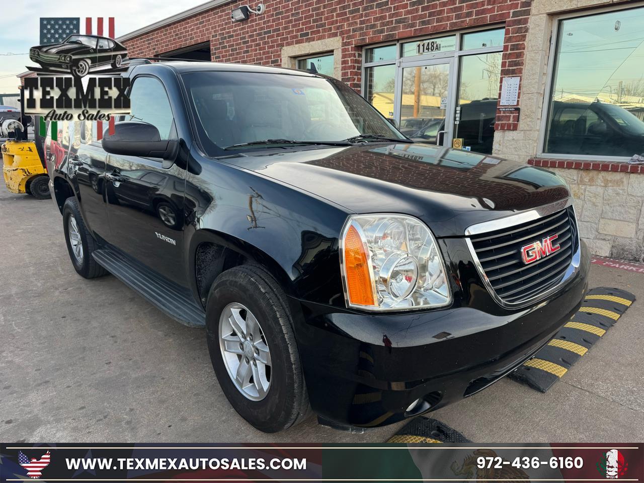 GMC Yukon SLT 2WD 2013