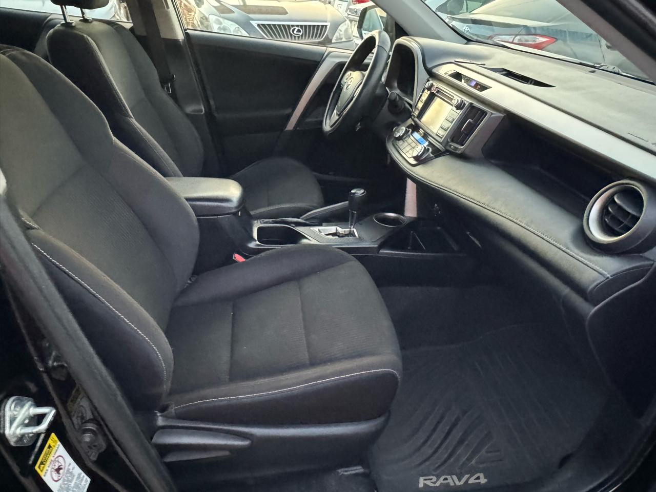 Toyota RAV4 XLE AWD 2015