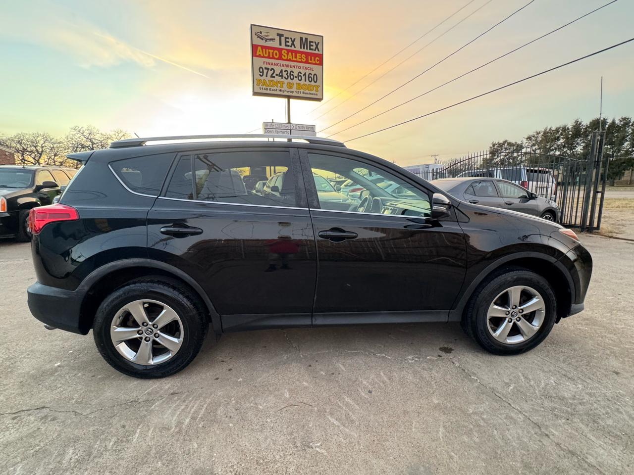 Toyota RAV4 XLE AWD 2015