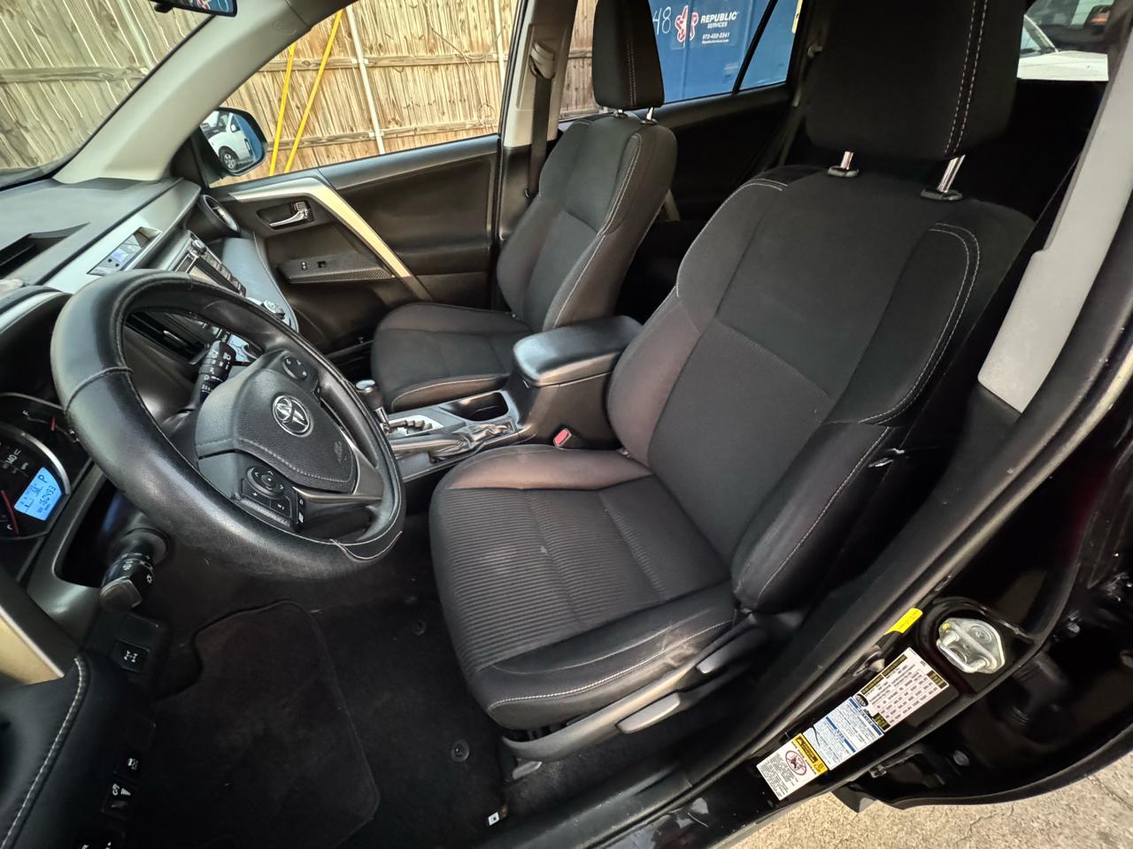 Toyota RAV4 XLE AWD 2015