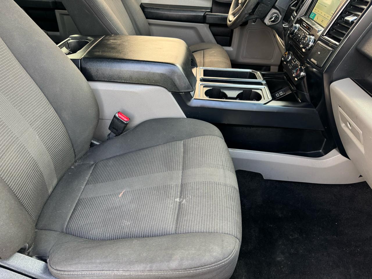 Ford F-150 Supercab 139" XL 2017