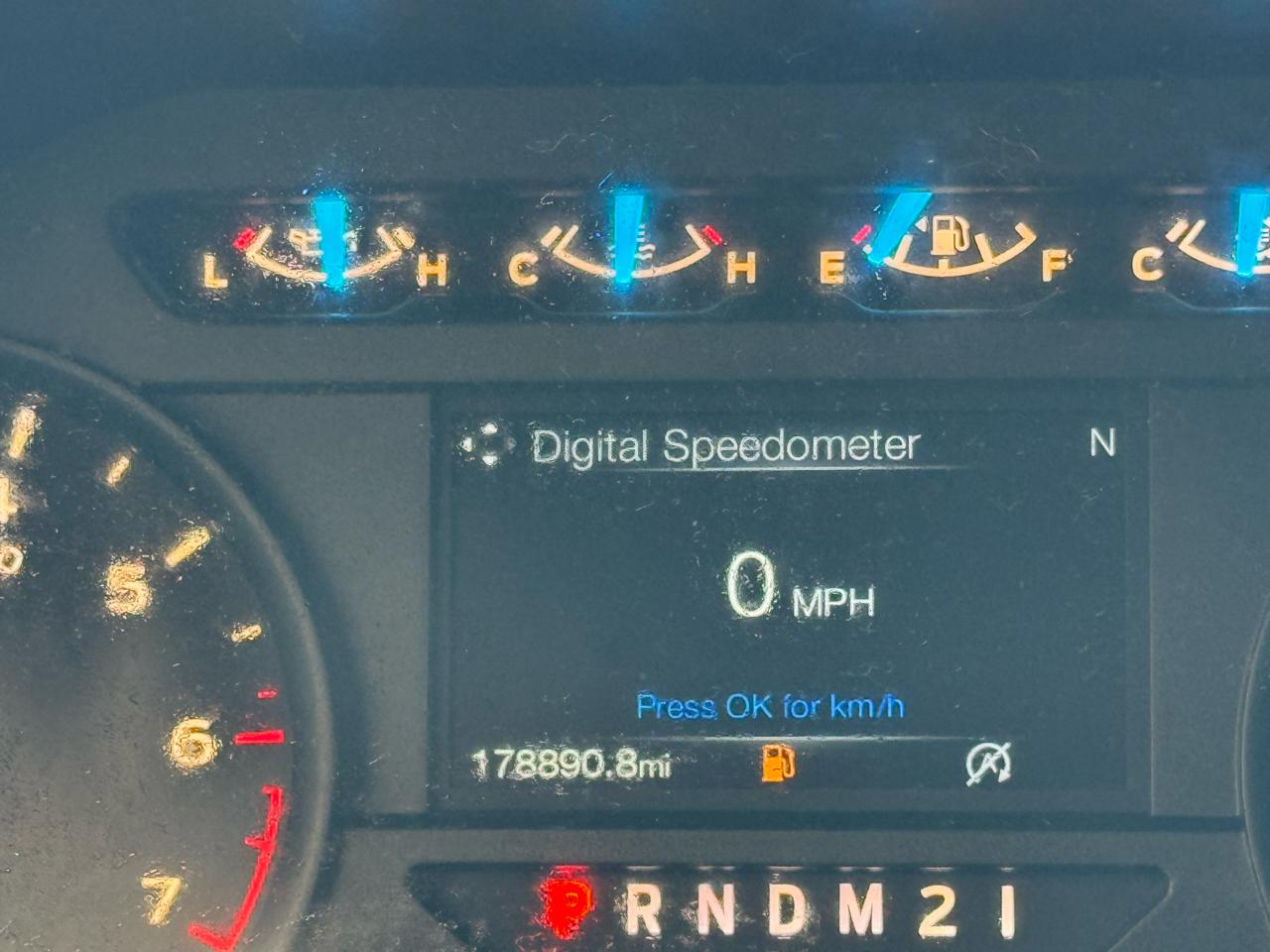 Ford F-150 Supercab 139" XL 2017