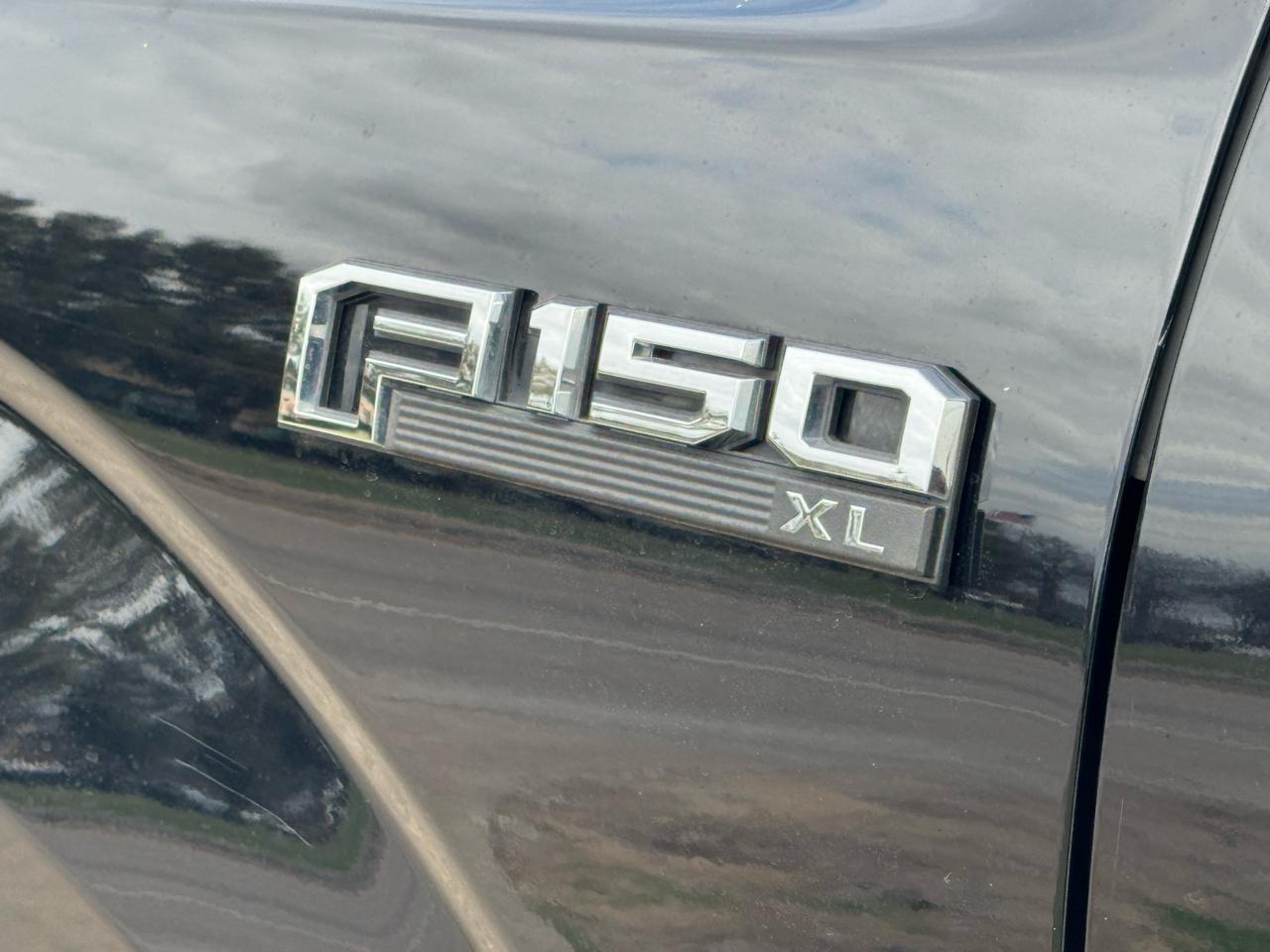 Ford F-150 Supercab 139" XL 2017