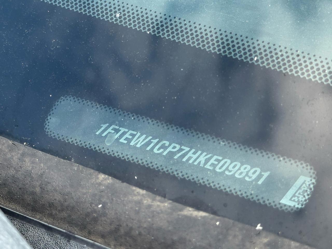 Ford F-150 Supercab 139" XL 2017