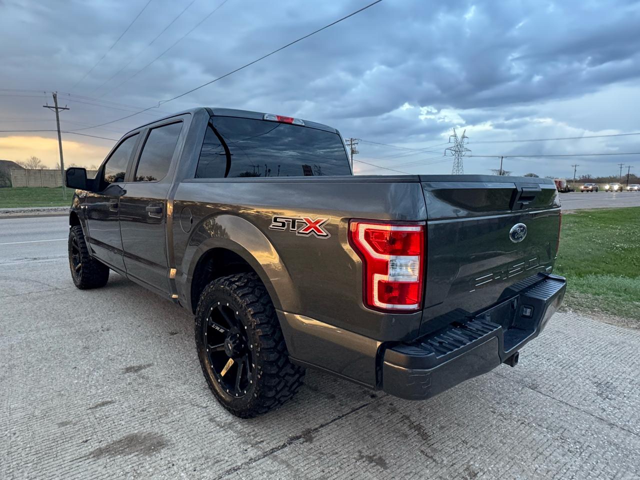 Ford F-150 2WD SuperCab 133" STX 2019