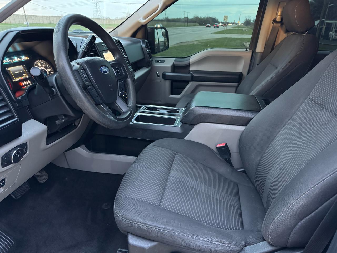 Ford F-150 2WD SuperCab 133" STX 2019