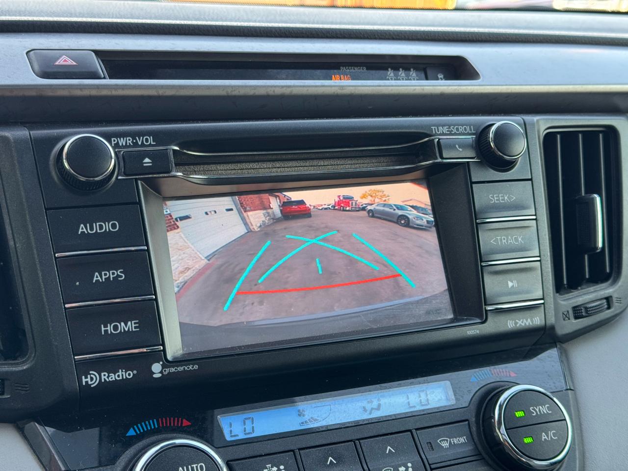 Toyota RAV4 XLE FWD 2017