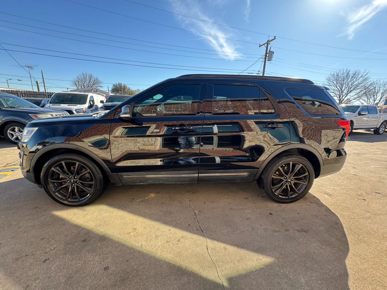 Ford Explorer XLT FWD 2017