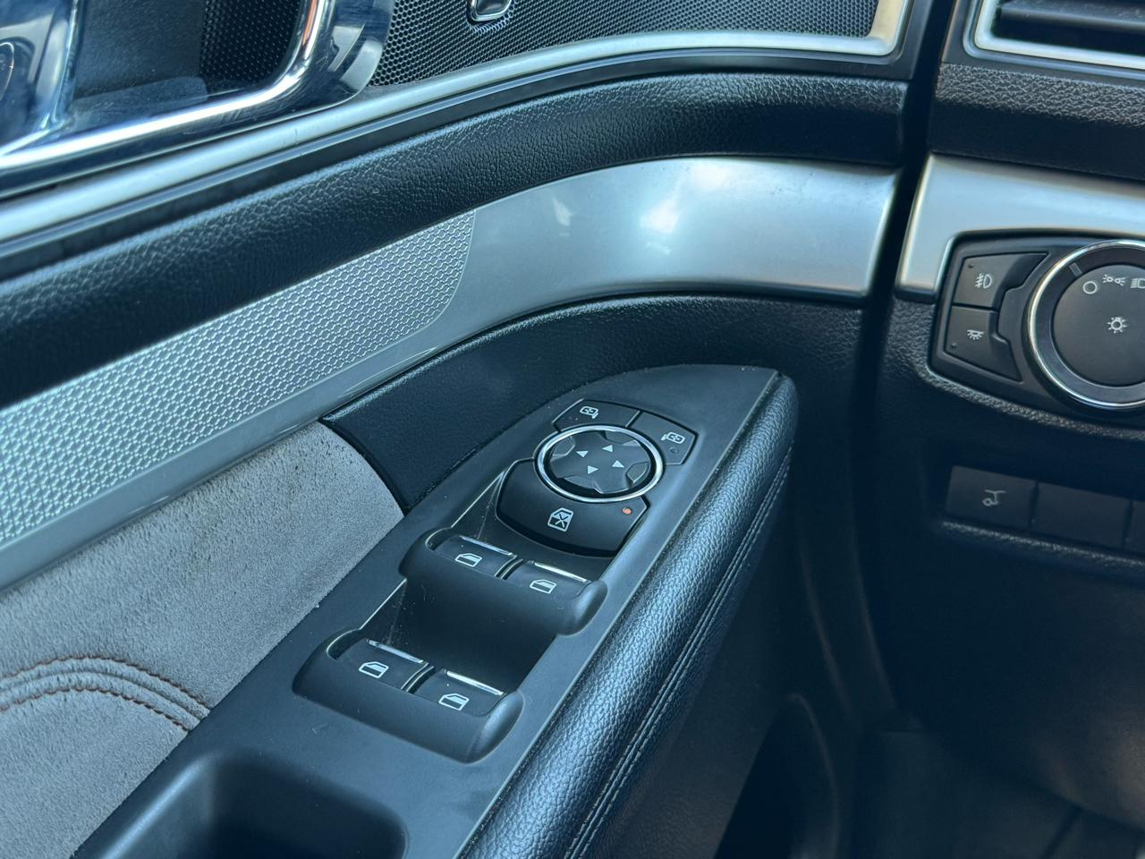 Ford Explorer XLT FWD 2017