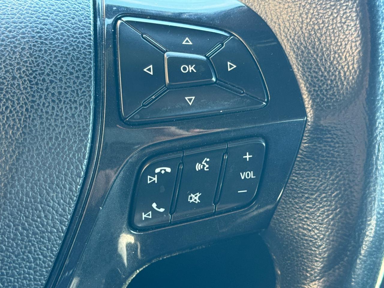 Ford Explorer XLT FWD 2017