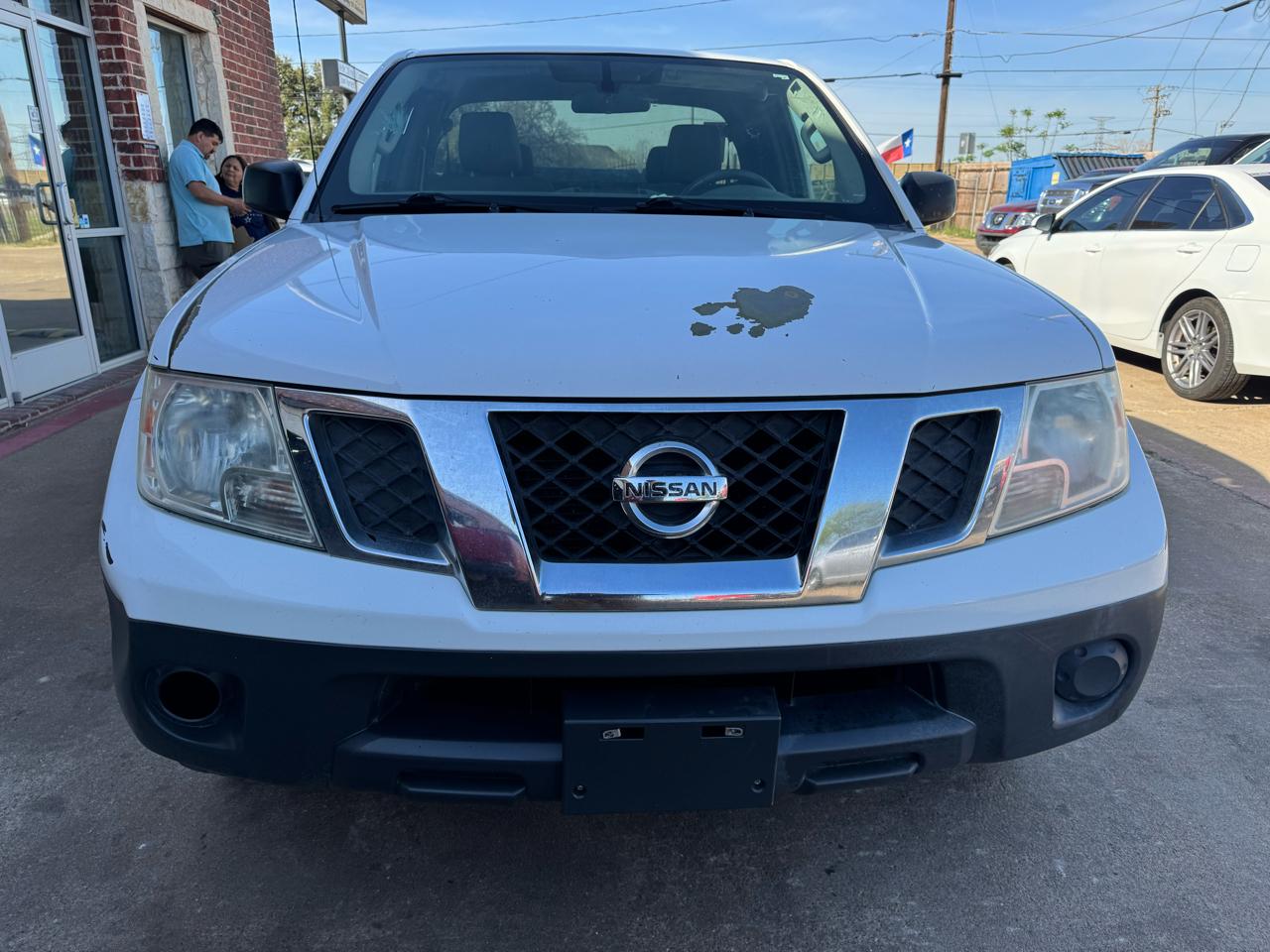 Nissan Frontier SV King Cab I4 5MT 2WD 2016