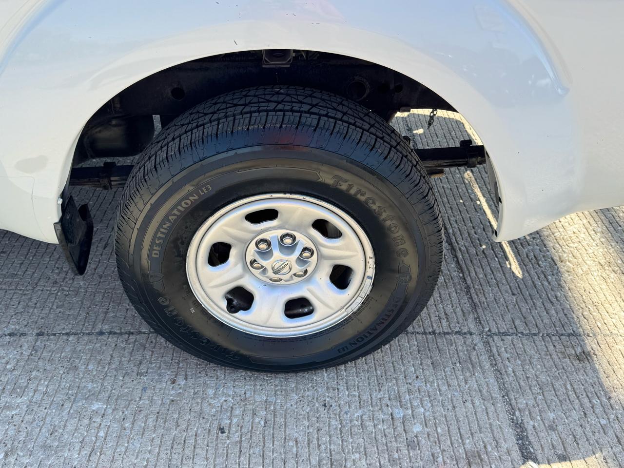 Nissan Frontier SV King Cab I4 5MT 2WD 2016